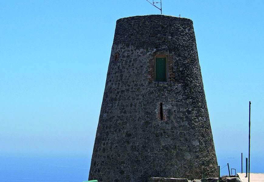 Torre de la Vela Blanca, Spain